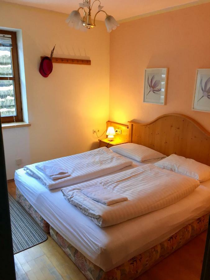 Apartment "Gabi" Sonnleitn/Nassfeld ซอนเนนอัลเพอ นัสส์เฟลด์ ภายนอก รูปภาพ